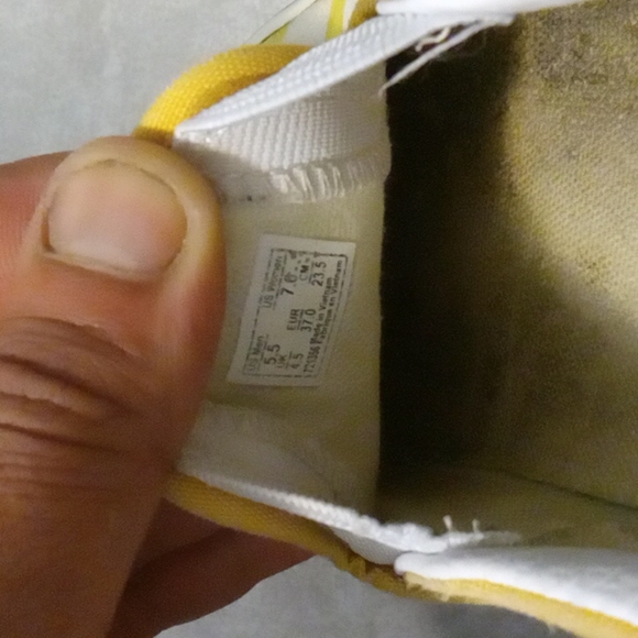 Slightly used slip on vans 5.5 men 7 women - Picture 3 of 3